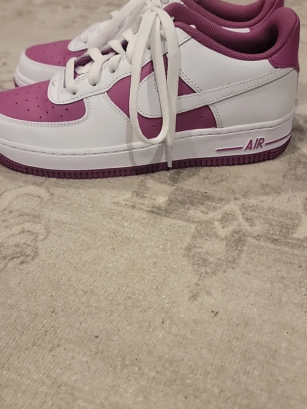 Nike Air Force 1 Low White & Magenta Sneakers Youth/Women~Size 6Y~New W/O Box